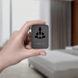 Momax 1-World² 5-Port Mini Universal Travel GaN Charger 70W with Dual AC (Black) - Image 3