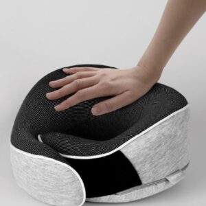 Momax 1-World Ergonomic Travel Pillow - Image 4