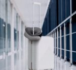 Momax 1-World Ergonomic Travel Pillow - Image 2