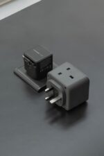 Momax 1-Charge+ 1-Port GaN 35W charger with Retractable USB-C Cable (Black) - Image 5