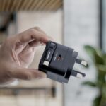 Momax 1-Charge+ 1-Port GaN 35W charger with Retractable USB-C Cable (Black) - Image 4