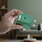 Momax 1-Charge+ 1-Port GaN 65W charger with Retractable USB-C Cable (Green) - Image 5